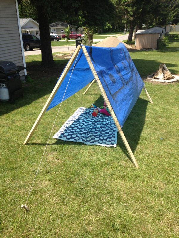 Simple tent made from a tarp.